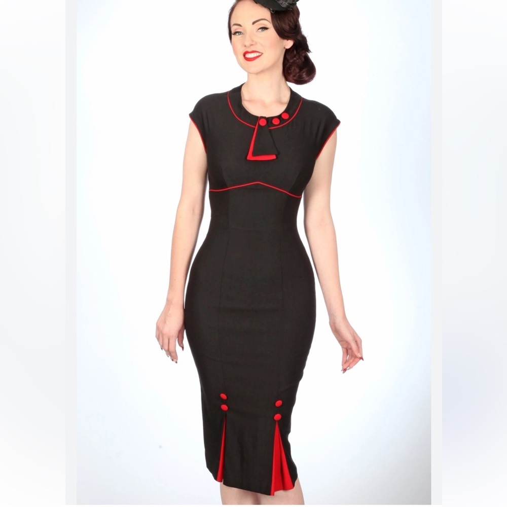 Stop Staring! Bombshell Fitted Sheath in Black Red Stretch Wiggle Dress Small
